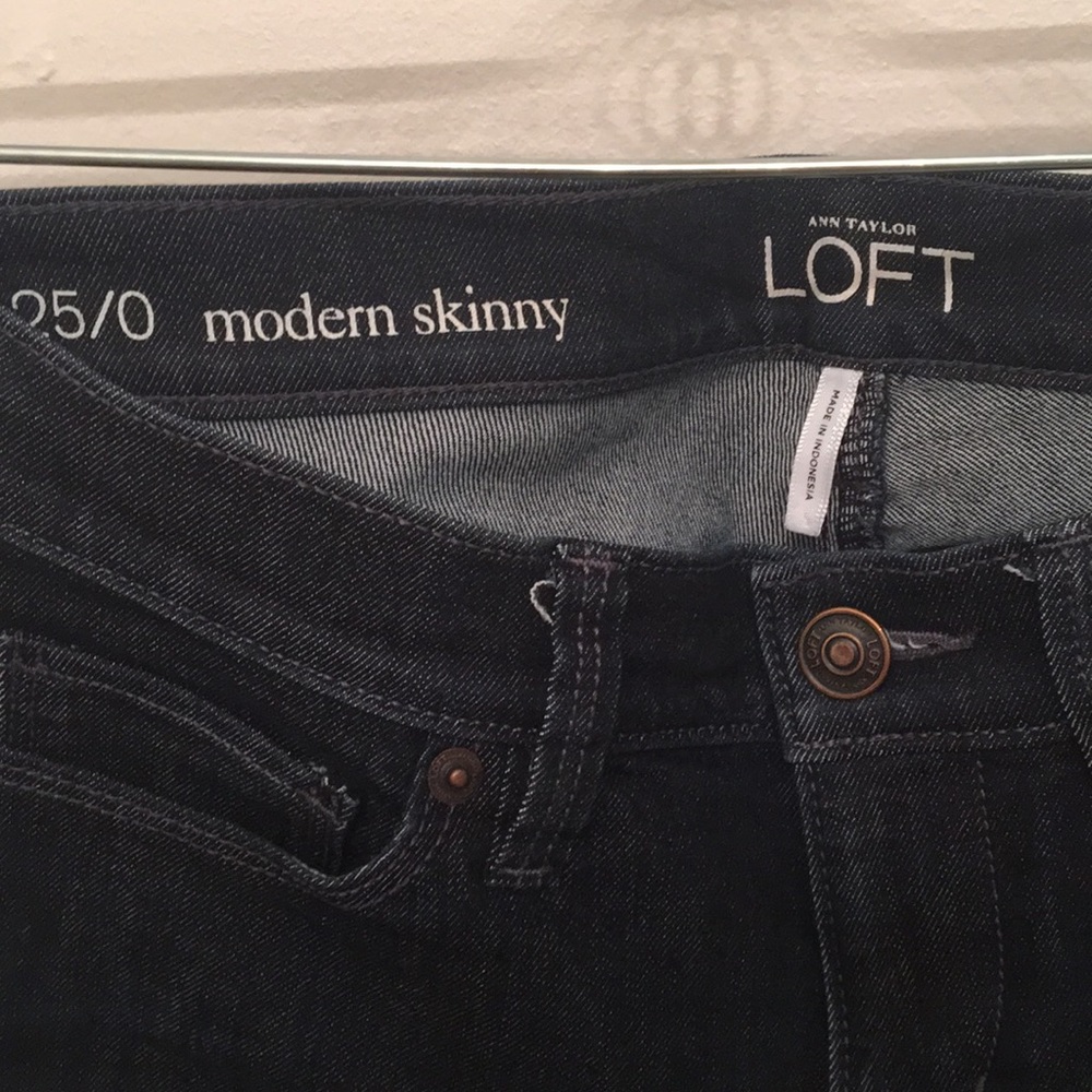LOFT modern skinny dark jean pants